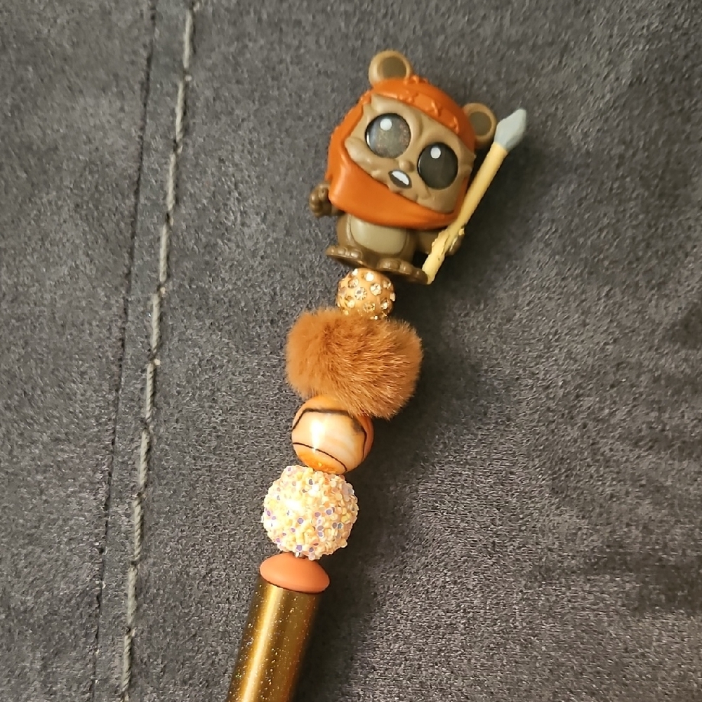 Ewok Wicket Warrick Disney Doorables Hand Crafted Pen With Extra Ink Refill